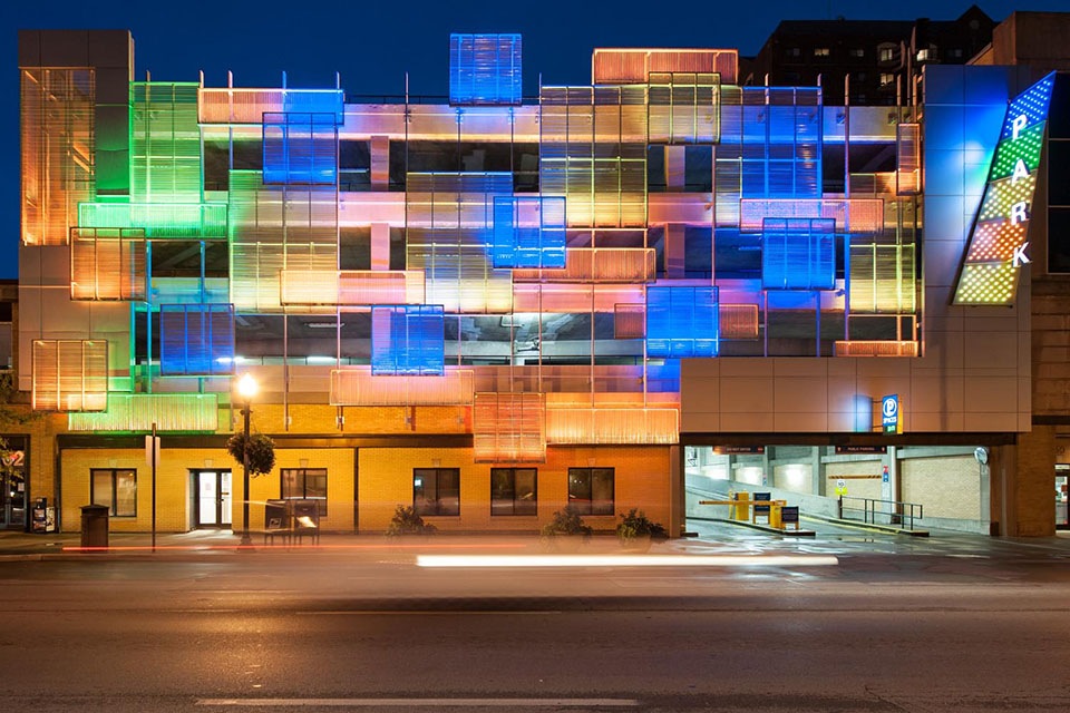 Helix Garage Lexington, Kentucky, USA Color