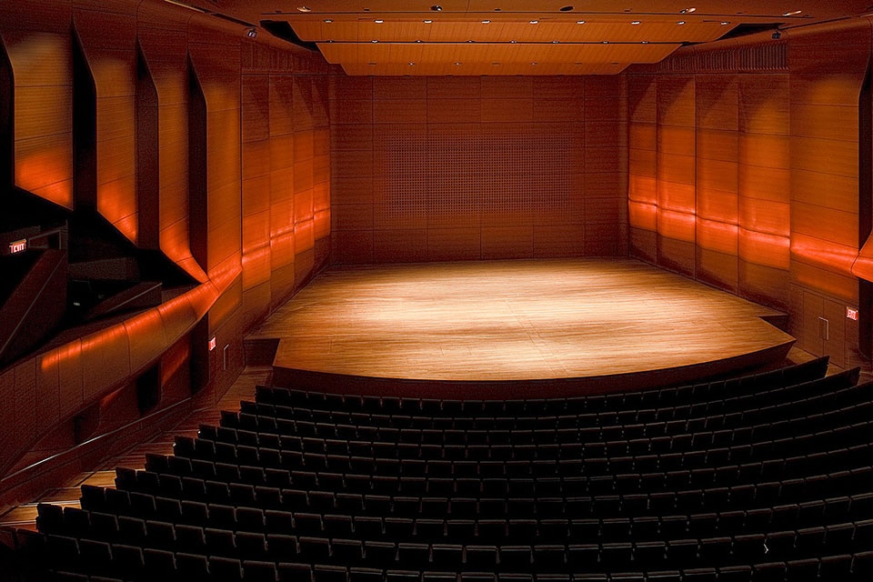 Alice Tully Hall At The Lincoln Center For Performing Arts New York, New York, Usa | Color Kinetics