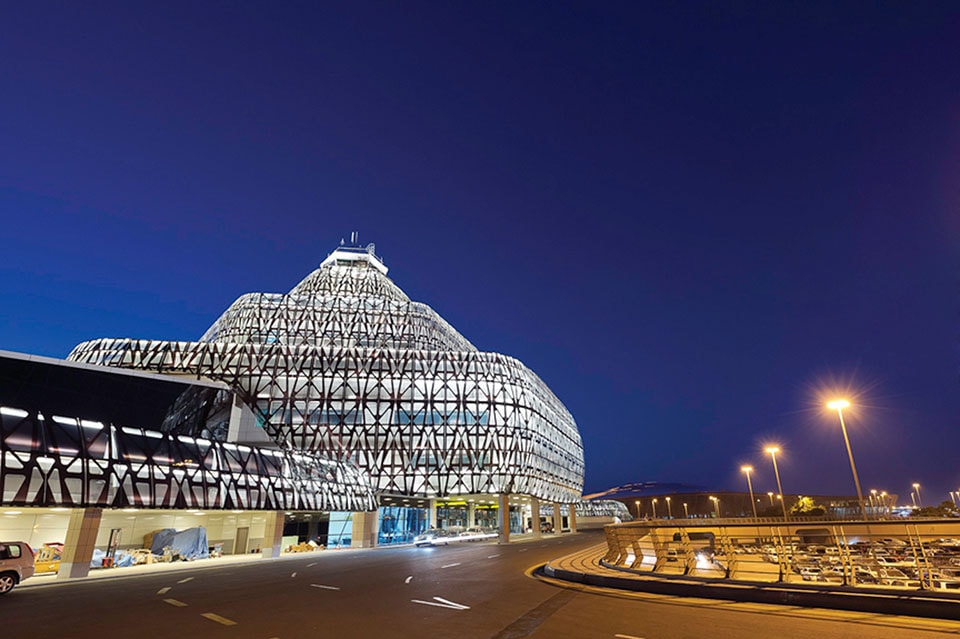 Baku Airport Baku, Azerbaijan | Color Kinetics