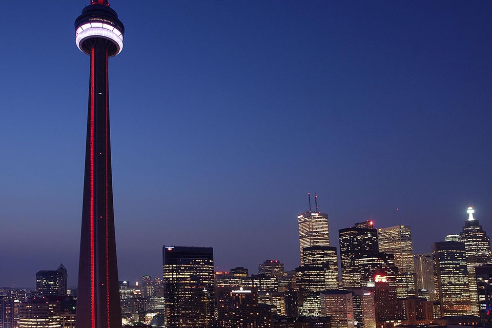 tallest building in canada at night