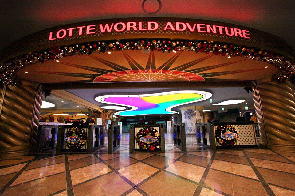Lotte World Adventure Seoul, South Korea | Color Kinetics